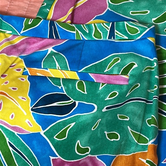 Lauren Ralph Lauren Multicolor Floral Cropped Pants, size 10 - Picture 9 of 12